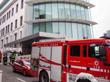 Boato all'alba a Milano: esplode un palazzo. Trovate taniche di benzina accanto a una donna - ilGiornale.it