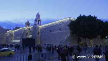 Natale, l'alba nella città di Betlemme - LAPRESSE