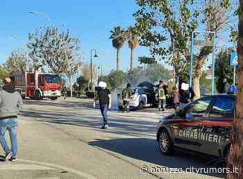 Alba Adriatica, auto a fuoco sul lungomare Marconi - Cronaca Teramo - Abruzzo Cityrumors