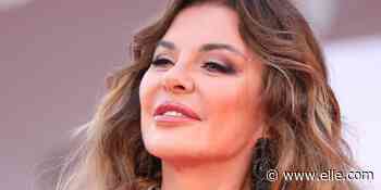 Alba Parietti ringrazia il chirurgo estetico che preserva la sua bellezza, e (come sempre) divide - Elle