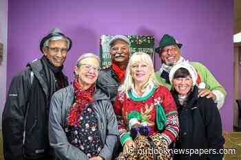 Glendale Arts Hosts Holiday Crawl – Outlook Newspapers - outlooknewspapers.com