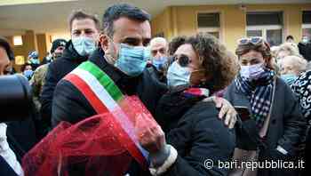 Sondaggio, l sindaco Decaro (Bari) è il più amato d'Italia: "Di lui si fidano il 63% dei cittadini" - La Repubblica