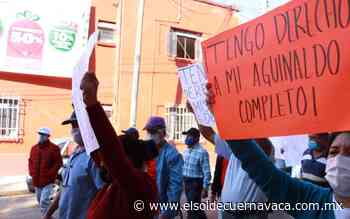 Trabajadores de Cuernavaca se manifiestan para exigir el pago de aguinaldo - El Sol de Cuernavaca