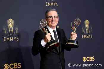 John Oliver Meets His Doppelganger In Delightful Exchange - Pajiba Entertainment News