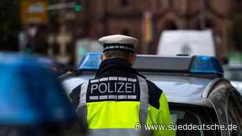 Demonstrationen - Mittweida - Corona-Protest vor Mittweidaer Impfzentrum verhindert - Politik - Süddeutsche Zeitung - SZ.de