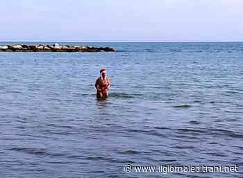Trani, il bagno di Natale è anche rosa: Loredana rispetta la tradizione - ilgiornaleditrani - Radio Bombo