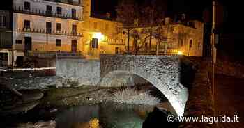 Opera d'arte nel torrente Grana, un gioco di luce e natura - La Guida - LaGuida.it
