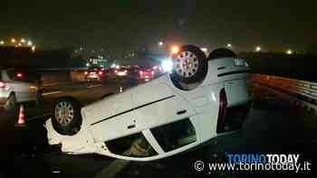 Incidente in tangenziale a Orbassano: auto ribaltata, donna trasportata in ospedale - TorinoToday