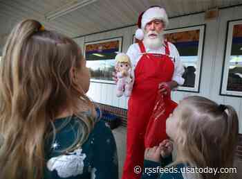 'This makes their day': Even a tornado can't keep Santa Claus from visiting Kentucky kids