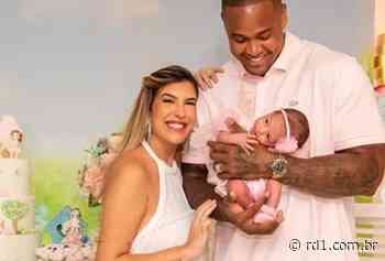 Lorena Improta expõe filha e seguidores opinam de forma surreal - RD1 - Terra