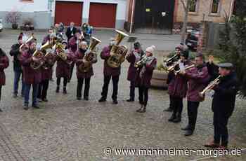 Kurrendeblasen erfreut wieder viele Hofheimer an Heiligabend - Lampertheim - Nachrichten und Informationen - Mannheimer Morgen