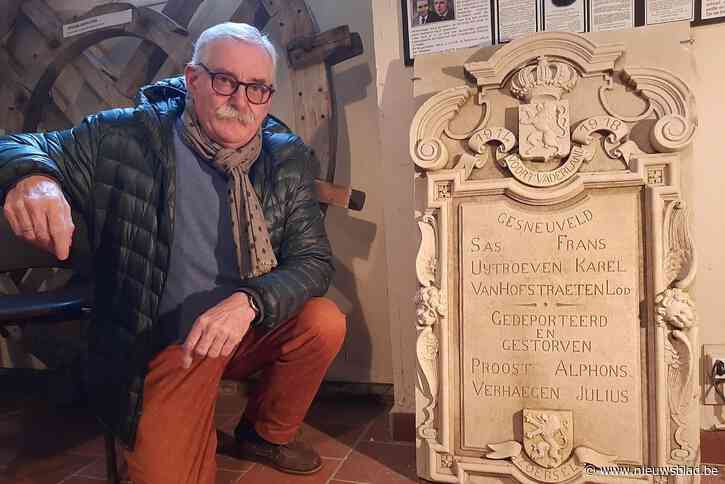 Ruim honderd jaar oude vergeten gedenksteen Zoerselse gesneuvelden Eerste Wereldoorlog duikt op onder stof