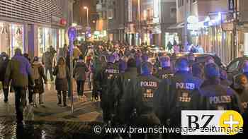 Rund 1700 protestieren in Braunschweig gegen Corona-Politik