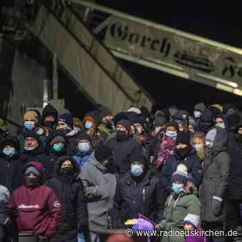 Zehntausende Menschen protestieren gegen Corona-Maßnahmen - radioeuskirchen.de