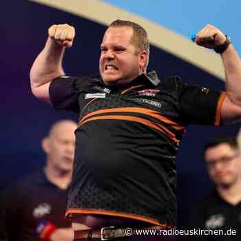 Darts-WM: «Auberginen-König» van Duijvenbode dreht Rückstand - radioeuskirchen.de