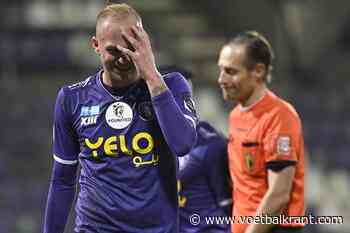 Anderlecht laat geen enkele spaander heel van schrikwekkend zwak Beerschot, libero Holzhauser zelfs voor de rust uitgesloten