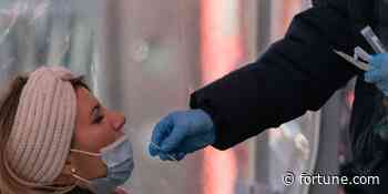 Here’s how long it takes for Omicron symptoms to show up - Fortune