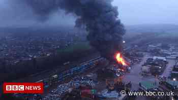 Fire crews tackle blaze at Warwickshire recycling plant