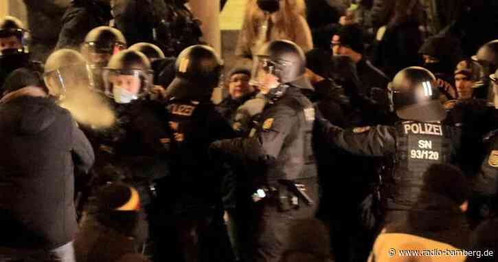 Proteste gegen Corona-Maßnahmen: Ausschreitungen in Bautzen