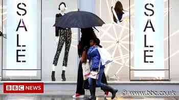 Shoppers shun Christmas sales as footfall drops amid Covid fears