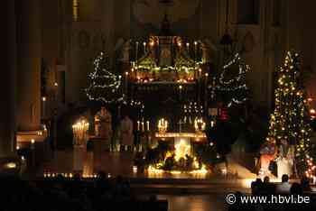 Middernachtmis zonder licht, maar met alleen maar kaarsjes in Zonhoven - Het Belang van Limburg