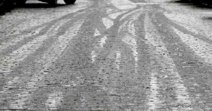Warnung vor glatten Straßen in Ostbayern