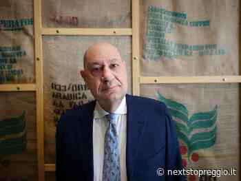 “La cena canora della Giunta. A Natale puoi…”. Di Marco Eboli - Next Stop Reggio