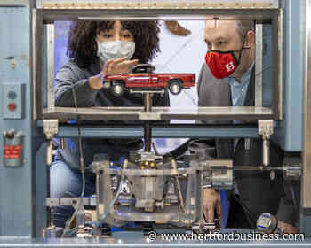 With jobs in high demand, UHart kicks off state's first-ever aerospace engineering program - hartfordbusiness.com