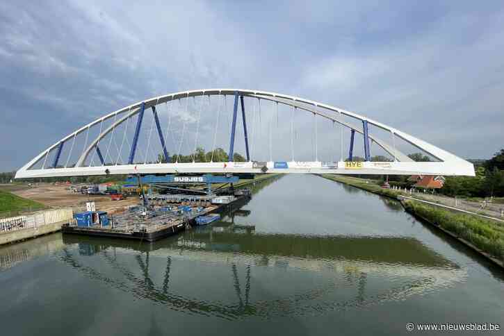 Commotie over nagelnieuwe brug over Albertkanaal in Oelegem: “Niets doen is geen optie voor ons”
