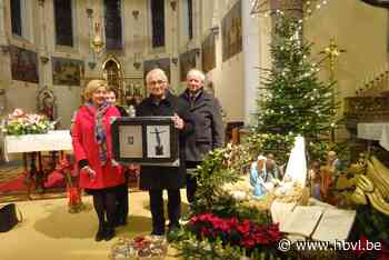 Gaby Konings gehuldigd voor jarenlange inzit in Riemstse parochie - Het Belang van Limburg