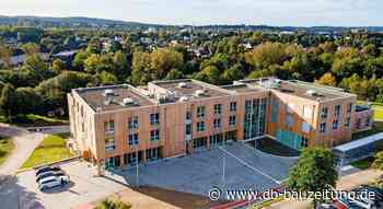Holz-Hybridbau für die Universität Witten/Herdecke von ZÜBLIN Timber. hochmoderner Campus-Neubau aus Holz - db deutsche bauzeitung - db deutsche bauzeitung