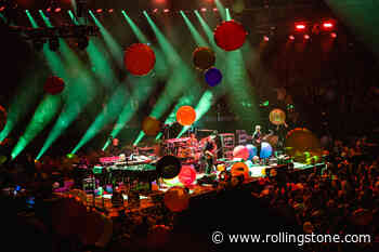 Phish to Host ‘Dinner and a Movie’ Livestream Show After Canceling New Year’s Gigs