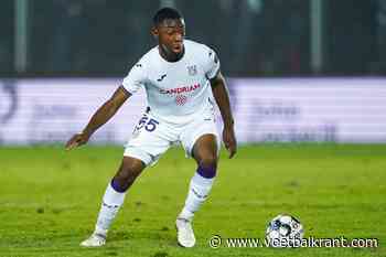Youngster Anderlecht komt heel weinig aan bod: "Heb het er mentaal moeilijk mee" - Voetbalkrant.com