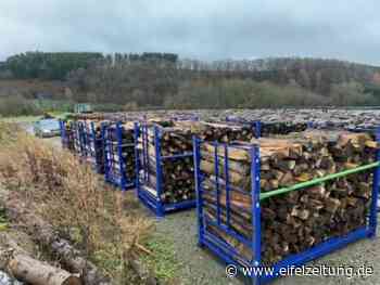 Lions Club Daun liefert Brennholz für Flutopfer - EMZ Eifel-Mosel-Zeitung - Eifel Zeitung