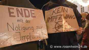 Corona-„Spaziergänge“: Rangeleien mit der Polizei in Wasserburg, in Rosenheim bleibt‘s friedlich