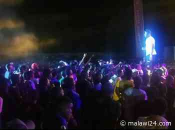 To hell with Covid-19 restrictions: Hundreds attend Tay Grin's show - Malawi24
