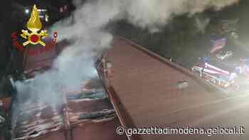 Savignano, capannone a fuoco. Fiamme rapidamente domate - La Gazzetta di Modena