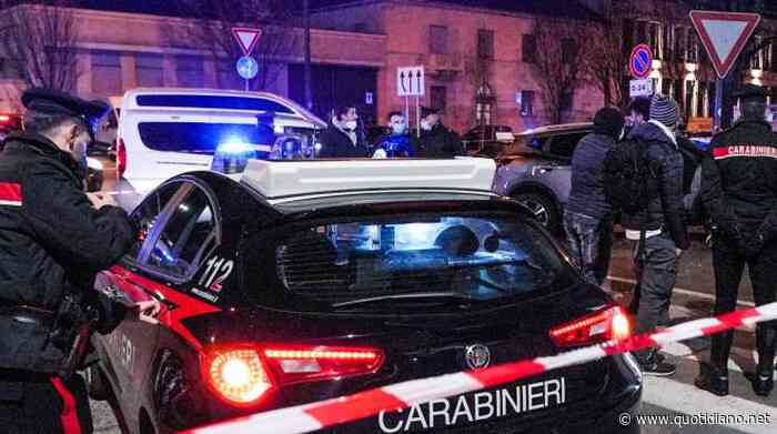Bari, donna accoltellata dal marito: è grave. Caccia all'uomo - QUOTIDIANO NAZIONALE