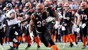 Quarterback and running back upgrades/downgrades for NFL Week 17