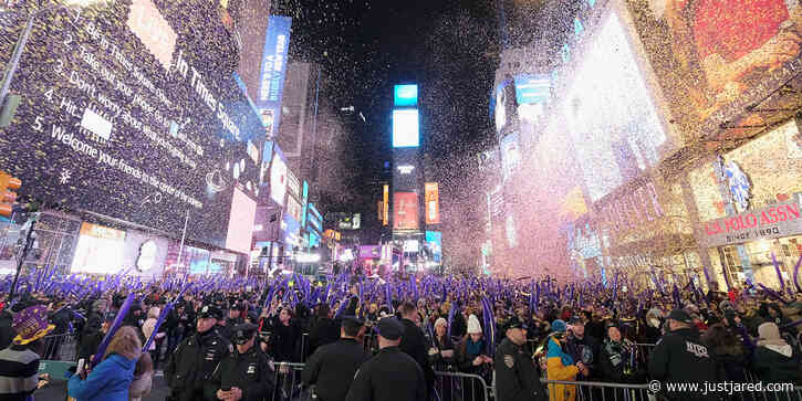 New Year's Eve Times Square Ball Drop 2022 Live Stream Video - Watch Now!