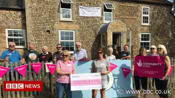 Last pub standing in Stoke Ferry wins award for Norfolk campaigners
