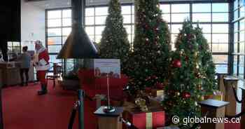 Silent Santa provides temperate setting for kids with autism to meet Santa and Mrs. Claus