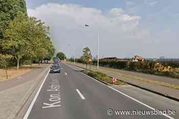 Zwaar verkeersongeval met wagen en Lijnbus in Zwijndrecht: “Omstandigheden en slachtoffers nog onduidelijk”
