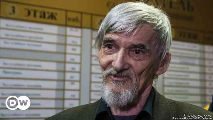 Russia: Gulag historian, activist Yuri Dmitriyev sentenced to 15 years - DW (English)