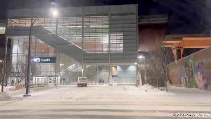 Vulnerable Calgarians removed from Sunalta LRT station during cold snap