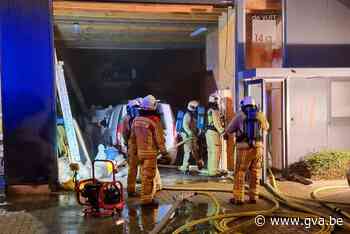 Brand in loods legt cannabisplantage bloot - Gazet van Antwerpen