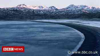 Alaska 'Icemageddon' warning follows heat record