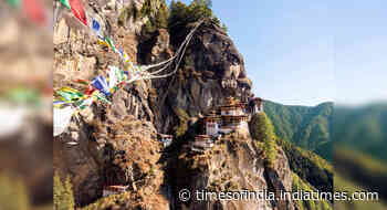 The sacred historic Trans Bhutan hiking trail is all set to reopen after 60 years! - Happytrips