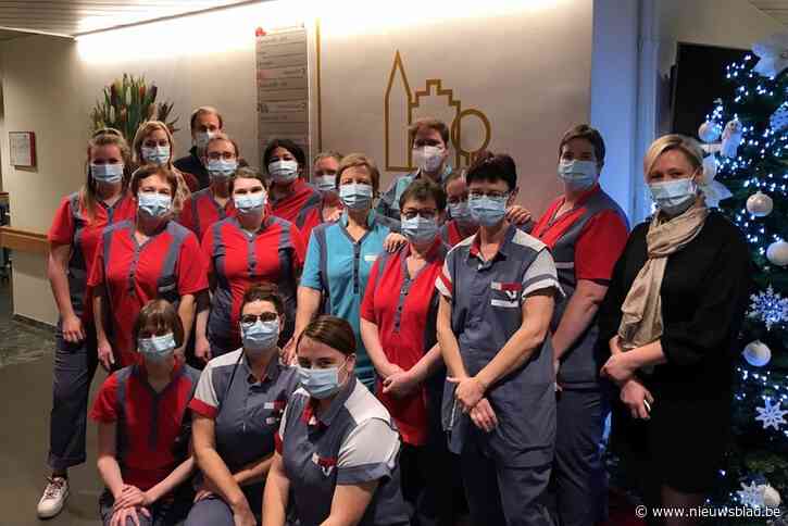 Wafelverkoop voor door brand getroffen collega