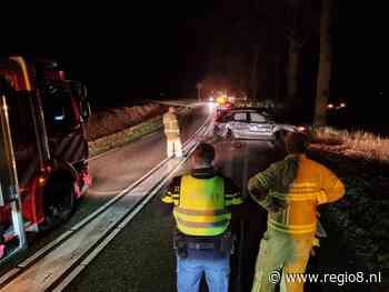 Automobilist botst op boom bij Doetinchem - REGIO8